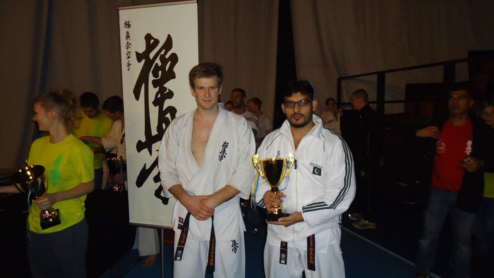 6c00f9c4-e167-46ec-b98a-48d2d3f79bd0